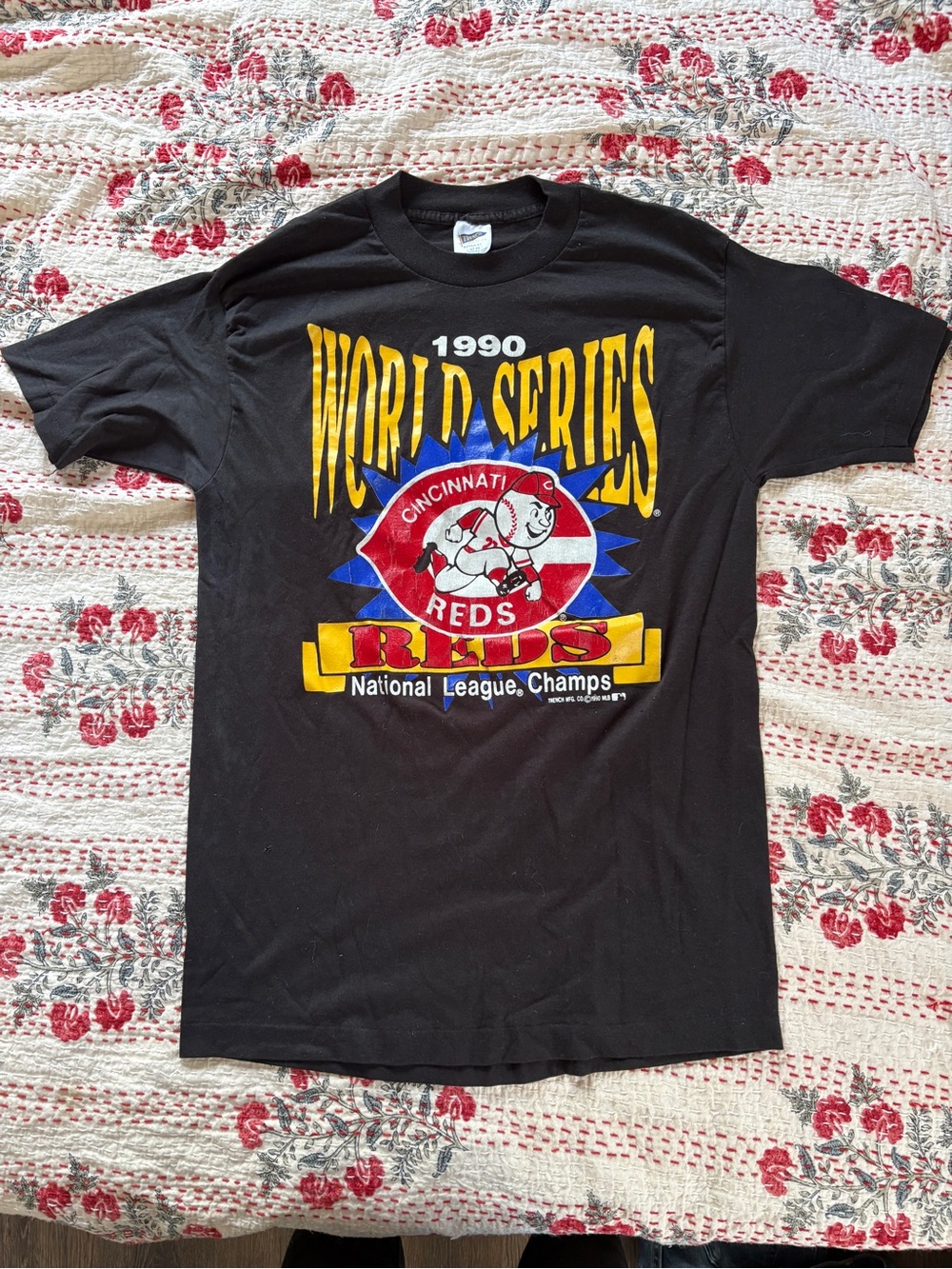 Vintage Cincinnati reds MLB 1990 World Series champs tee shirt size L